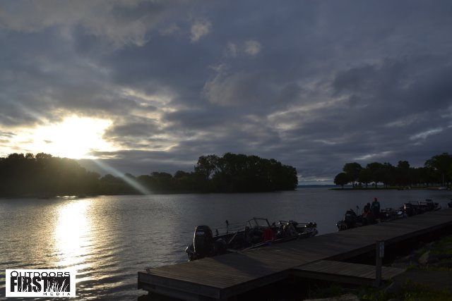 23ABF5E9-4E79-4B78-B094-3A21C576B7E4