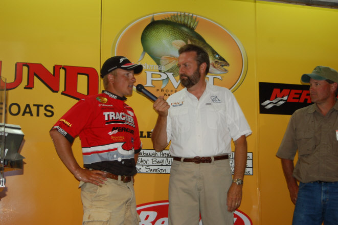 23EE97F2-FB8E-468F-917A-704C972E5316