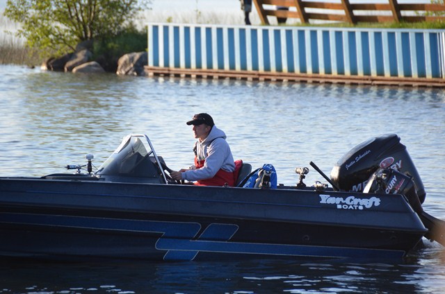 23F6F0C6-013E-4634-BADE-11C41BA5951F