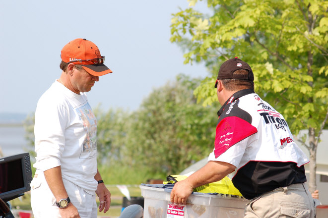 23F9CC5E-A757-4CB8-A11A-87C465B0B6F0