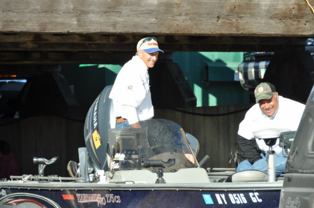 243892CD-8F1D-4D6E-A511-9964AE86BB41