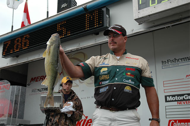 243E83A2-F6F7-459E-B67B-1FAC39CE7A14