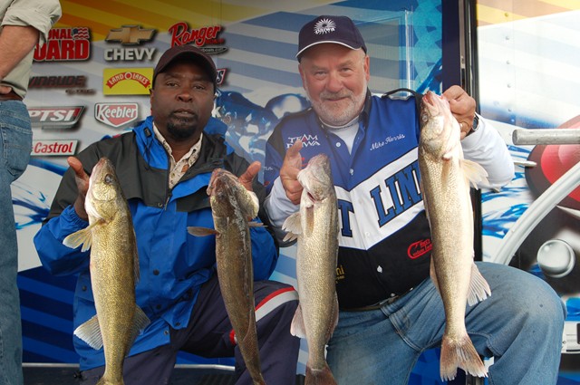 2465B3AA-1C0A-4694-B717-BF509ADAB22C