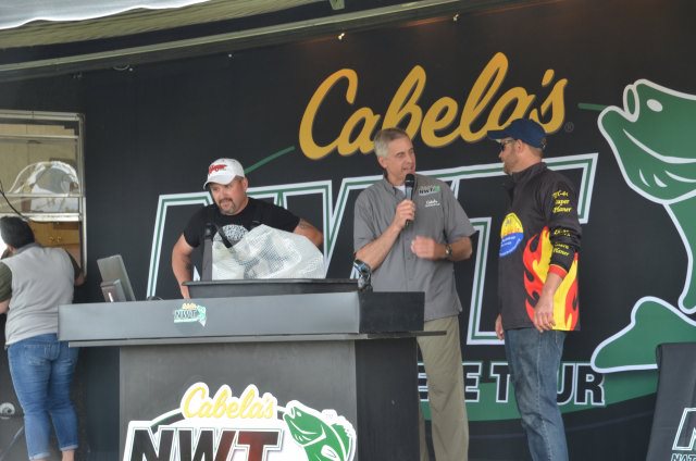 246D826D-F3B6-4A2E-851D-26A00C20A3C8