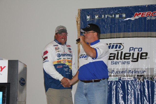 2496BA93-A79D-4688-93EE-3A34115B0227