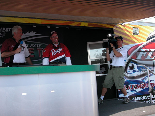 24A2F853-2C9B-448B-A41C-A8FD92C2C4D9