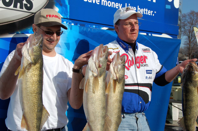 24C18D79-4631-4C6B-8B65-E749355E0F00