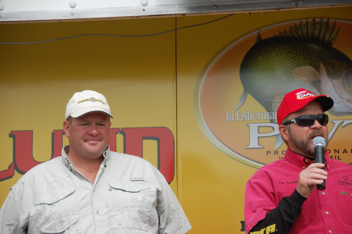 24F0D9F9-9000-4182-B7CF-129C5E491515