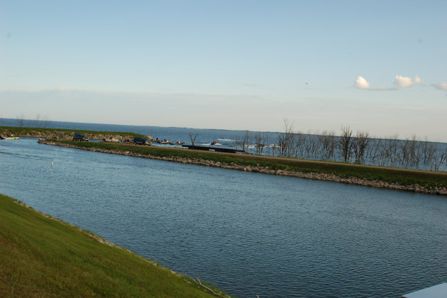 2511927A-EB52-43F1-8957-60DC36421E97