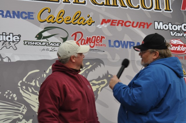 2511FC96-571E-48D4-8469-1A3D822970D1