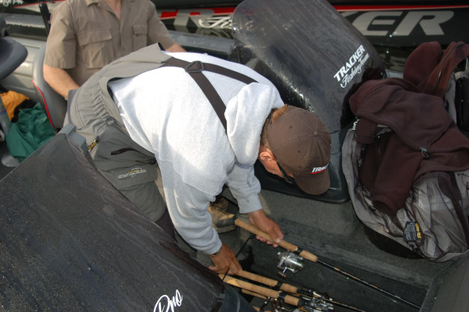 25555DAF-2DA9-492D-98C0-37E5C3CDC510