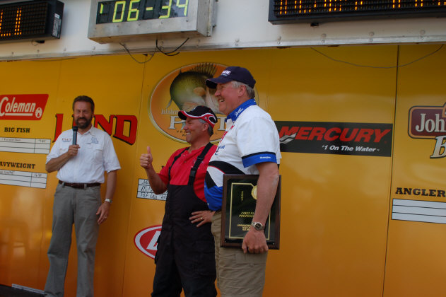 256B8E46-9984-4D10-BCEB-AB92440030B7