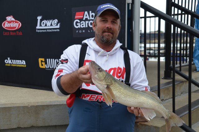 25AD7909-9C01-41B2-9149-DDDF235CFACF