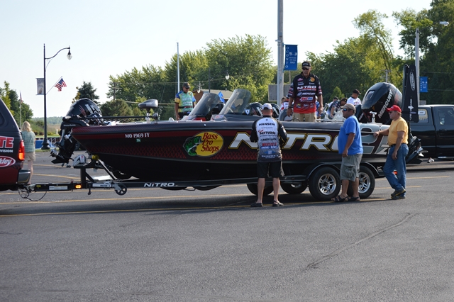 25B5AD6E-672F-4A16-969B-2EFA52FE83D5