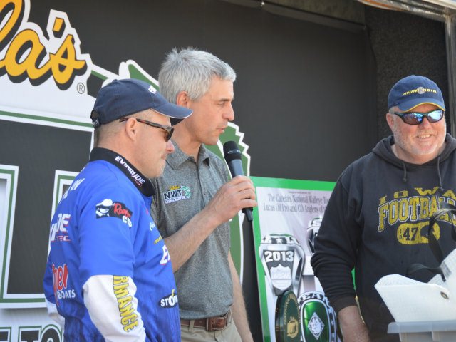 25C9F69A-C994-4496-9D8D-CC3D148E141F