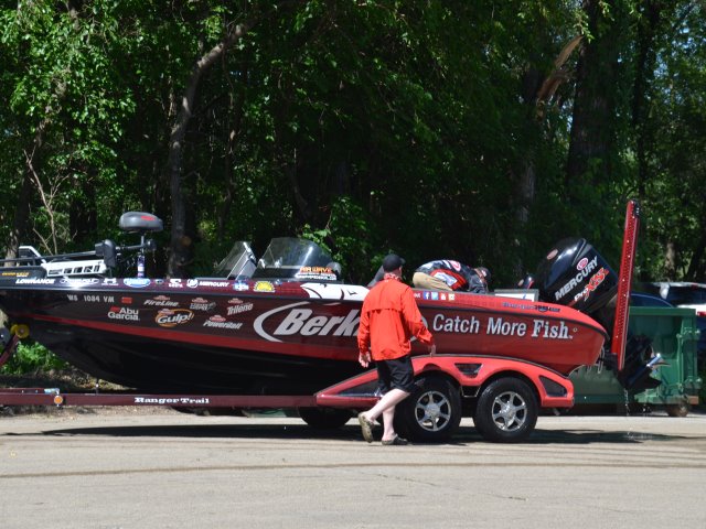 2601D8D6-6599-4889-9A66-7BDF94C82E55