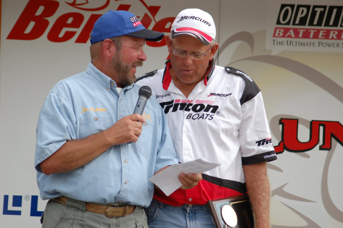 264F1D72-0BA6-430D-B67C-9A5C66FBBBFC