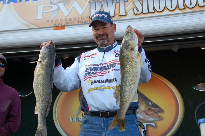 271A89D2-D99D-48E1-B392-E115CF8FA429