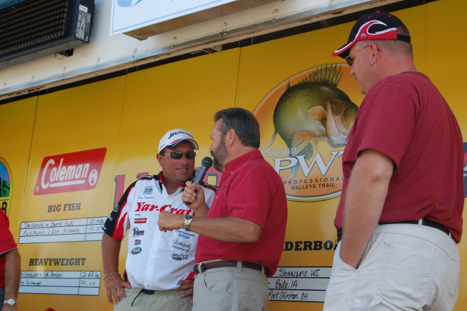 2735D3DA-F390-4EDC-A81E-615446FAF259