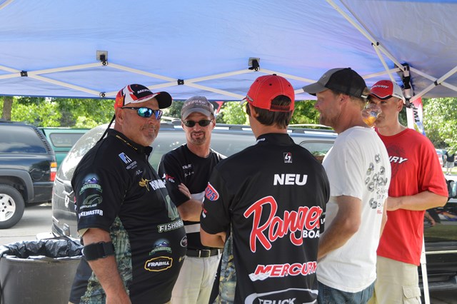 2740A73C-FF76-4C07-B1CA-A748ECB05DD9