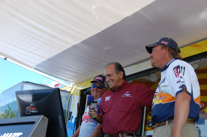 276BA850-D550-433B-ADEC-28D95DF24447