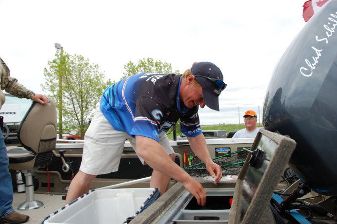 276BB8FE-AAB7-4703-ACCE-E6616C223BA3