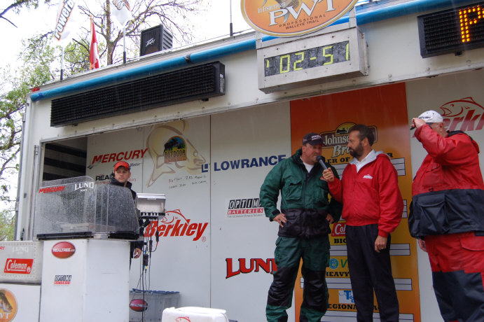 278E42BB-125B-482A-B167-74F0F9325798