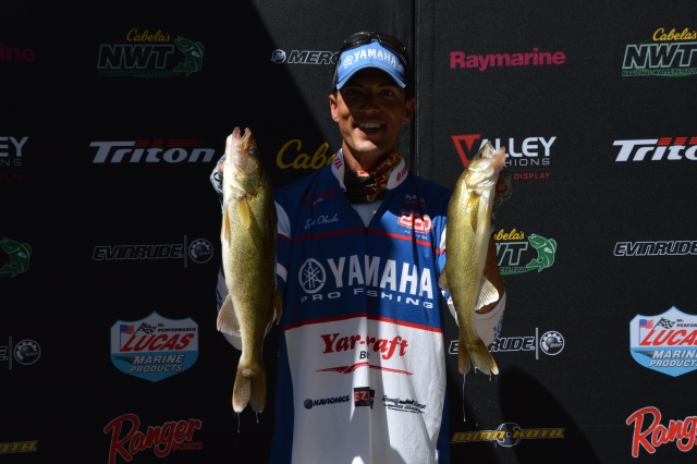 27B2295C-2DAC-4257-86F6-E9E72622CC06