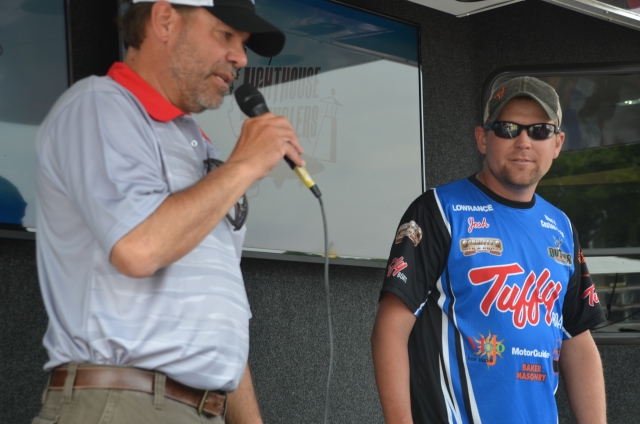 27D93DC1-EA8C-4D04-9FFF-8E155AECBB5B