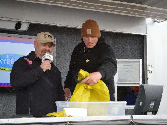 27DABF69-72DD-41B2-AB10-B1572ADDB9AC