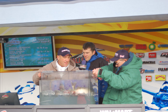 27EE03AE-5D02-497D-BA2B-9523A4CD1BE6