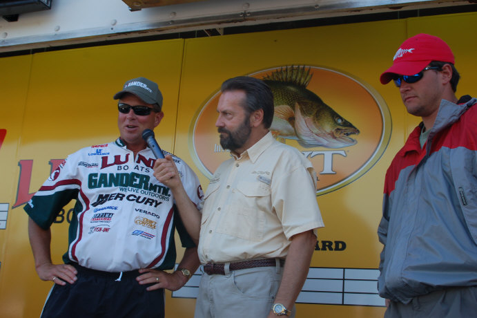 284E7E4D-EB42-4042-87AD-6203A20A90FC