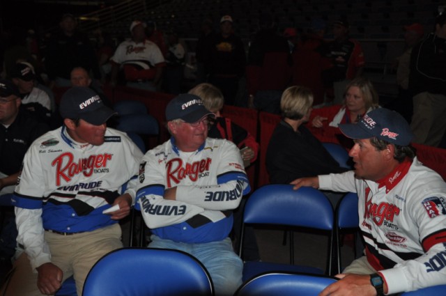 285AAB8A-23FF-4A4A-AEC2-023A4319F25E