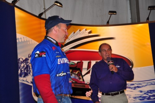 28A7A5DC-4EB6-45DC-B9BE-6A5DD1CE98EA