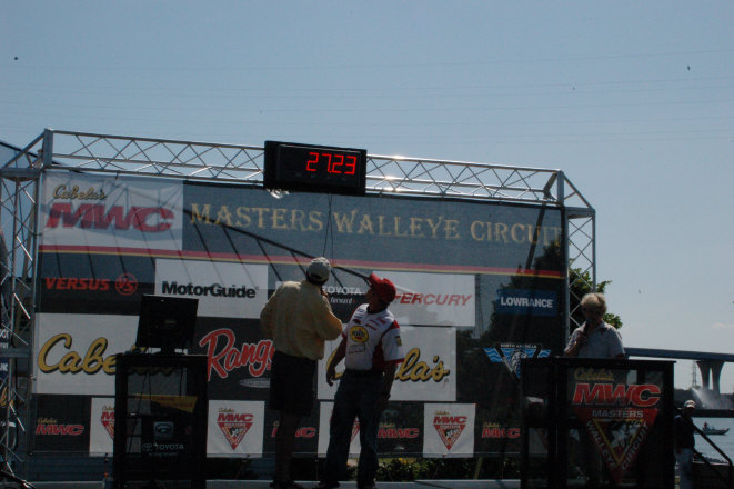 28AF6D9A-809A-496A-B4D8-A86EEBF88BAD