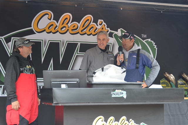 2902C976-AB6A-4716-90BE-8DE43EF454B0