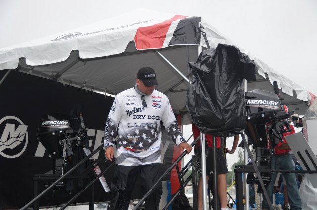 29035E17-AFC7-43C0-B210-3E18C28390F1