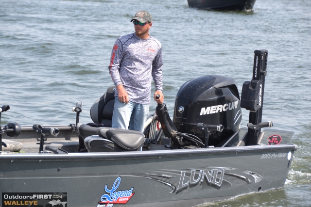 295B3FA9-3AE9-4CB5-A402-B24B1D14A256