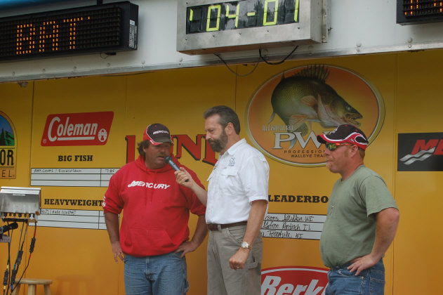 2975AD43-1AB8-4BF9-96A4-6B7192A550FD