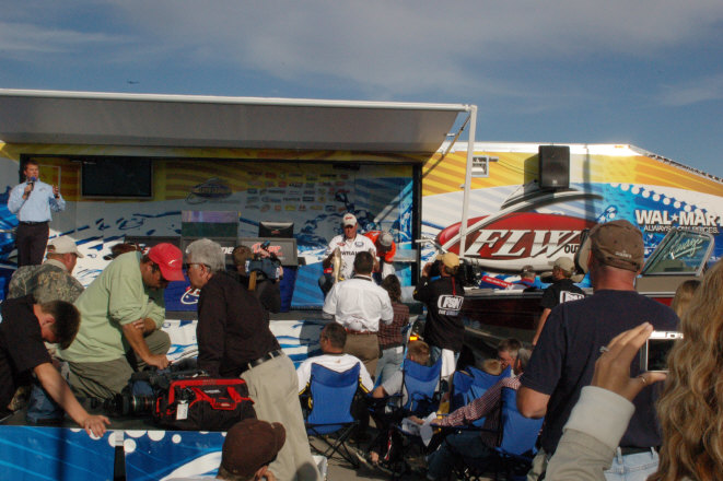 29A372BC-6828-4A5A-BD6A-822F67E73DDC