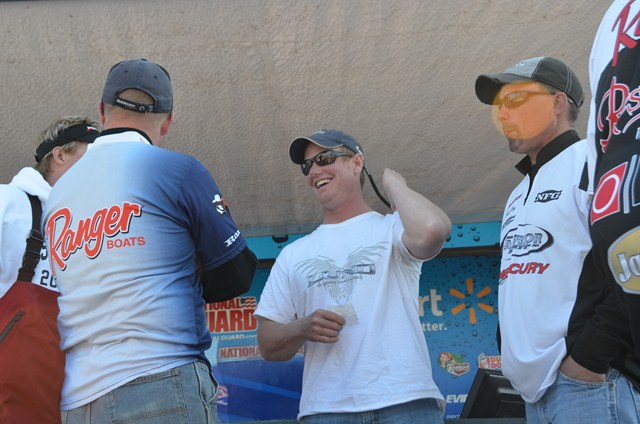 29BCFE6C-4BE2-4919-9E12-48F08FE5B964