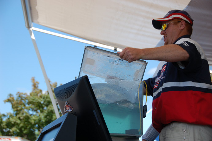 29D059F4-B737-41F7-91FF-F30877729875