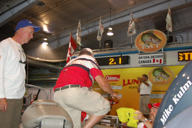 2A0D9E86-03DA-4604-B7DB-499114CBF6F1