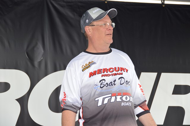 2A1163A0-4D1D-4D1F-A9A0-AC8CED012E3E