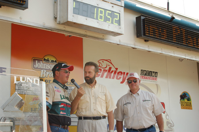 2A1897E6-234B-4EFD-AE99-A5532E79A239