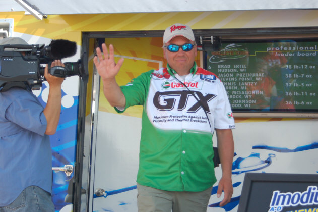 2A3F0D89-D2B6-4092-BECB-4D95C59A237F