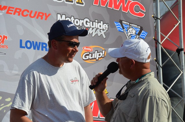 2A836203-47F4-4A71-A556-9988CB2DFE1D