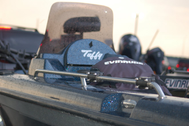 2AFE6764-DF70-44DD-9A94-F989E25B2955