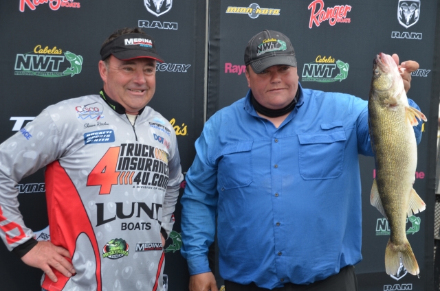 2B22C270-12BC-4761-B915-4A93BAF54F82