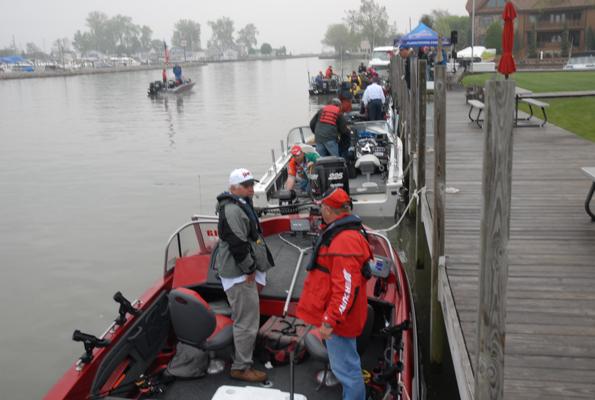 2B47F149-0419-4F4D-AF51-48D12ED8D422